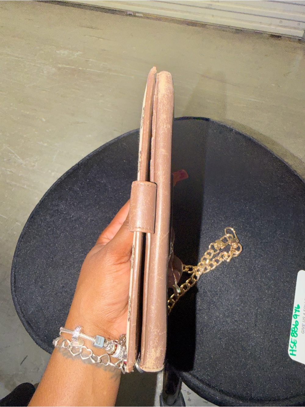 Gucci Brown Monogram Wallet - Picture 14 of 14